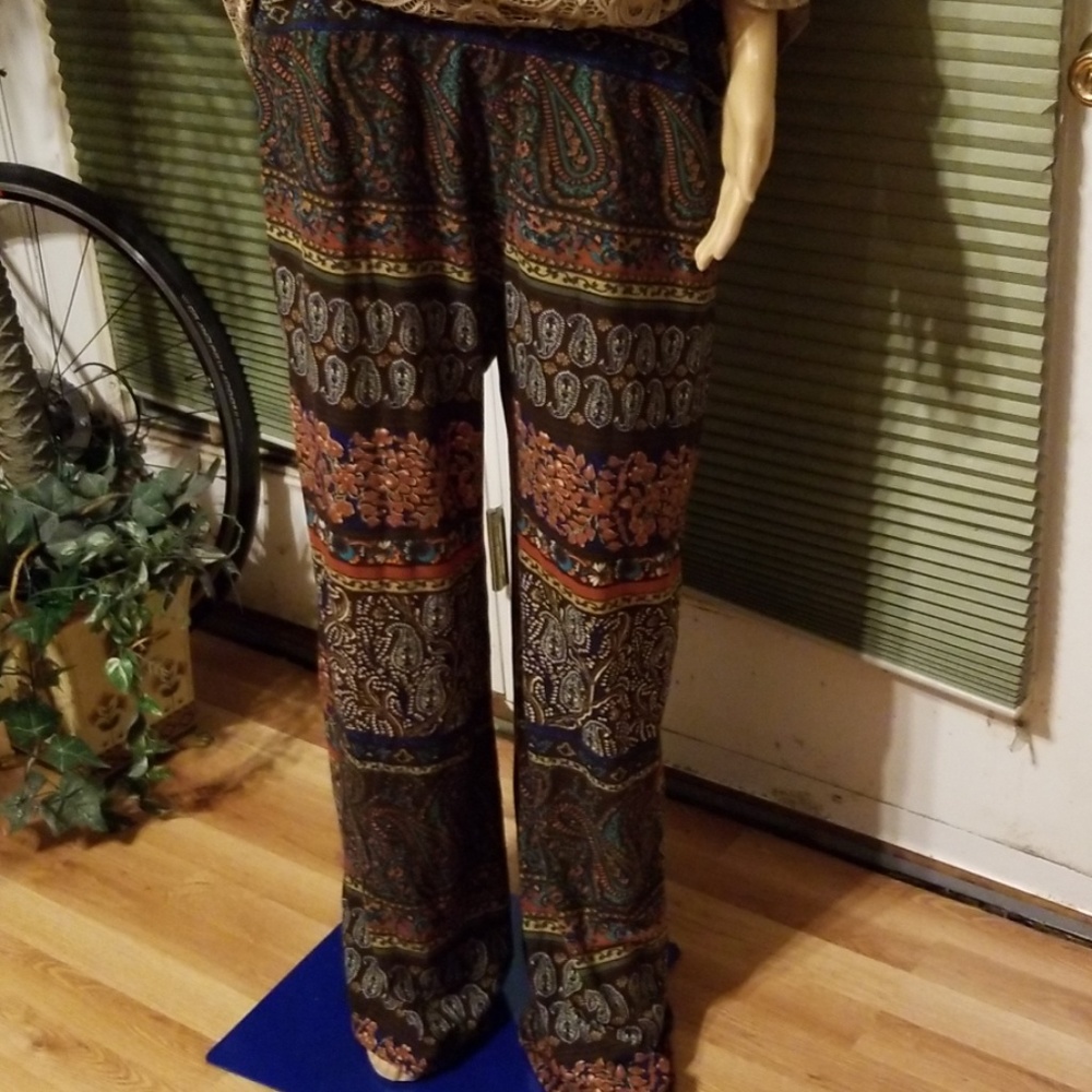 **LAST CHANCE**  WinWin palazzo pants  sz 2X/3X